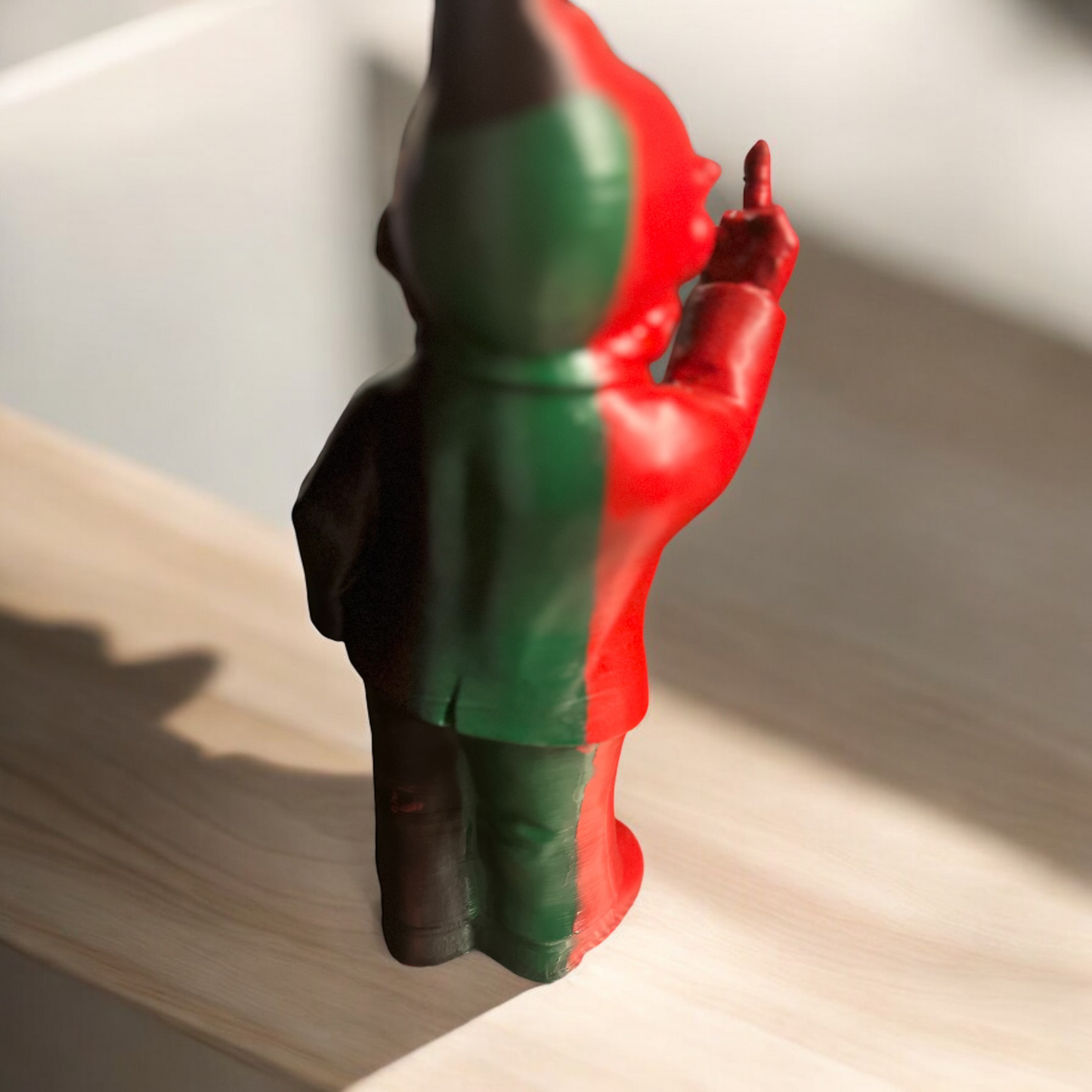 Middle finger gnome NEC Nijmegen