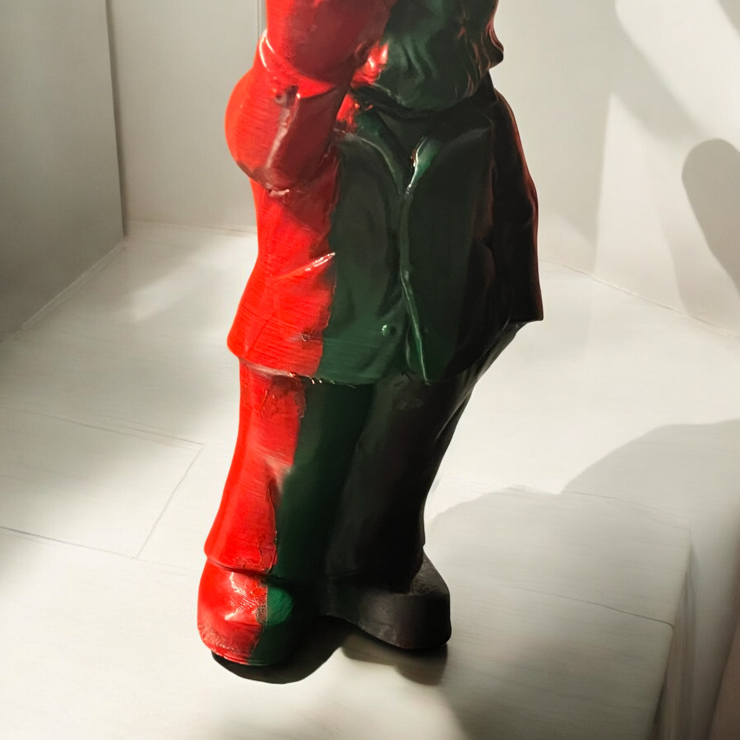 Middle finger gnome NEC Nijmegen