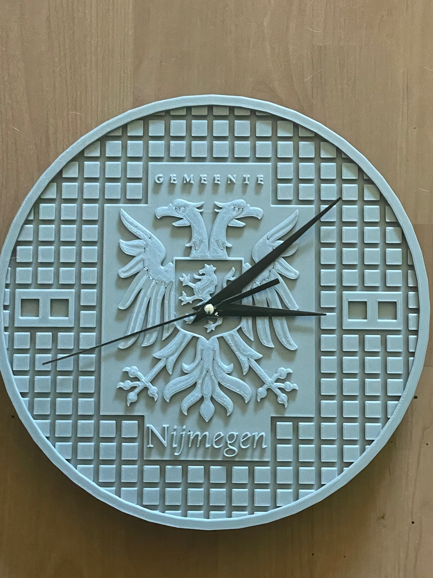 Manhole cover clock Municipality of Nijmegen